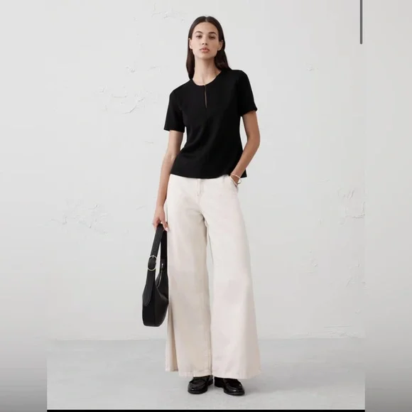 Elegant Periwinkle Blue Women's Top - Picture 4 of 5